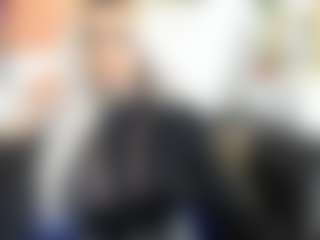 Live cam show with AlenaRios - Spank on livesuperchat.net