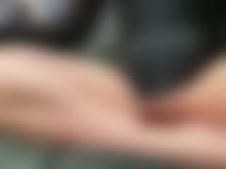 Live cam show with AlenaRios - Average on Camsoda