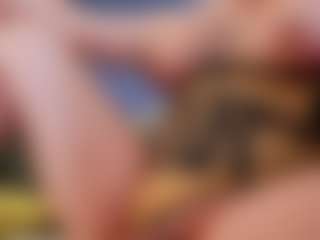 Live cam show with AlenaRios - Brown Eyes on Camsoda