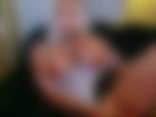 AlenaRios's Live Sex Cam Show