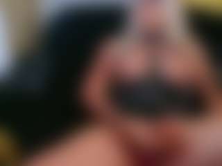 Live cam show with AlenaRios - Average on Camsoda