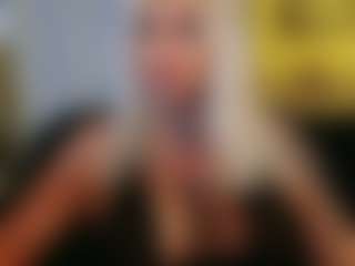 Live cam show with AlenaRios - Implants on Milfs Live