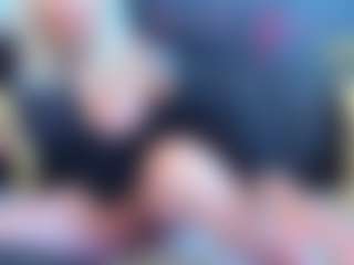 Live cam show with AlenaRios - Average on SinfulBabes