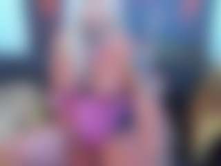 Live cam show with AlenaRios - Cumshot on Camsoda