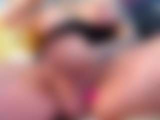 Live cam show with AlenaRios - Smoking on TottyGirls