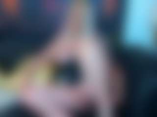 Live cam show with AlenaRios - Average on hrnylive.com
