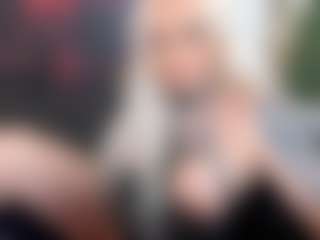 Live cam show with AlenaRios - Average on Streamer API