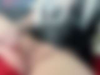 Live cam show with AlenaRios - Brown Eyes on Uber Horny