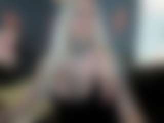 Live cam show with AlenaRios - Brown Eyes on CamwithHer