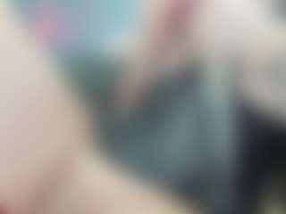 Live cam show with AlenaRios - Huge Tits on sexylive.show