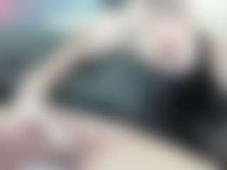 Live cam show with AlenaRios - Drinking on StripNow