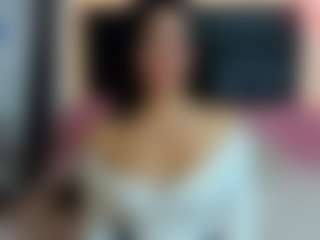 Show di cam dal vivo con Angela-martina - Butt Plug su Camsoda