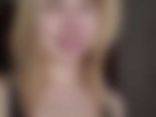 Tate's Live Sex Cam Show