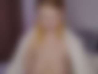 Live cam show with Tate - Red Hair Teen (18+) on Camming Site