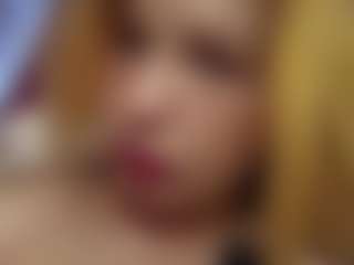 Live cam show with Tate - Blue Eyes on madthumbs