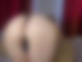 Tate's Live Sex Cam Show