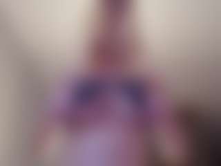 Tate's Live Sex Cam Show