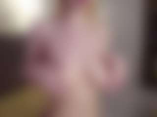 Live cam show with Tate - Red Hair Teen (18+) on Camsoda