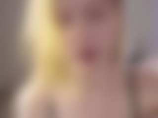 Live cam show with Tate - Red Hair Young Adult on Camsoda