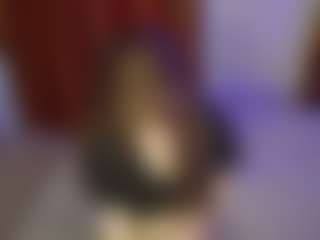 Live cam show with Tate - Spank Red Hair on MyBangCams