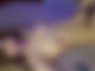 Live cam show with Tate - Smoking on mypornchat.com