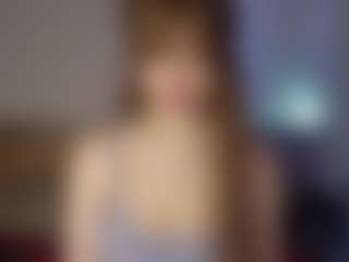 Live cam show with Tate - Blonde Hair on friskycurves.com