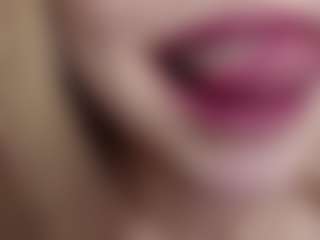Live cam show with Tate - Red Hair Teen (18+) on CamSextacy