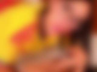 Live cam show with lissafeniix - Sexy on CamwithHer