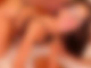 Live cam show with lissafeniix - Thick on madthumbs