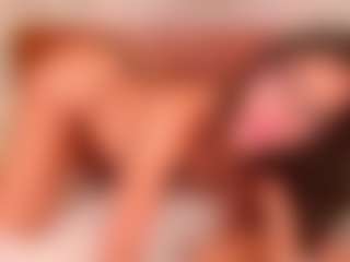 Live cam show with lissafeniix - Fingering on Camsoda
