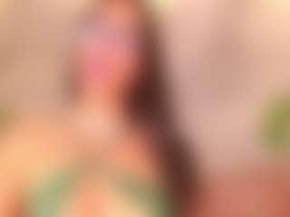 Live cam show with lissafeniix - Snowbunny on Camsoda