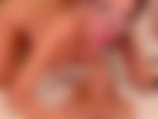 Live cam show with lissafeniix - Natural on sexylive.show