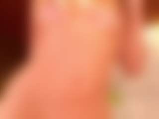Live cam show with lissafeniix - BBW on TeamSkeetLive