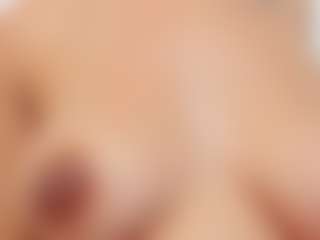 MiiaPonss's Live Sex Cam Show
