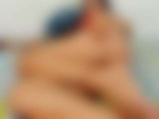 Live cam show with MiiaPonss - Petite on SinfulBabes