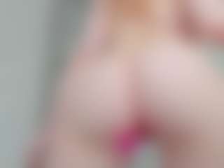 Sundy-Rose's Live Sex Cam Show