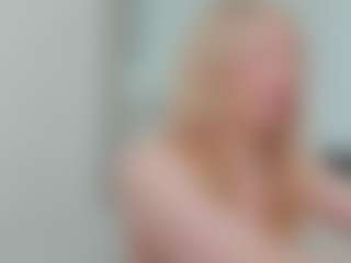 Sundy-Rose's Live Sex Cam Show
