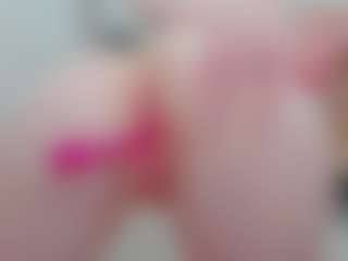 Live cam show with Sundy-Rose - Butt Plug on sexytreat.net