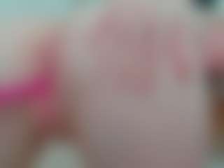 Live cam show with Sundy-Rose - Butt Plug on Camsoda