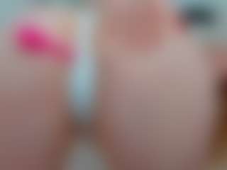 Sundy-Rose's Live Sex Cam Show