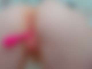 Live cam show with Sundy-Rose - Butt Plug on SpankPalCams