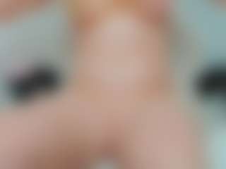 Live cam show with Sundy-Rose - Butt Plug on Uber Horny