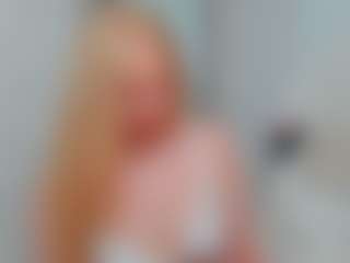 Sundy-Rose's Live Sex Cam Show