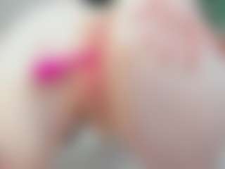 Sundy-Rose's Live Sex Cam Show