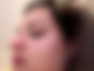 Live cam show with ChloeAllen - Dildo on SmokeAndPoke