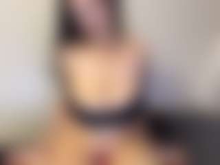 Live cam show with ChloeAllen - Teen (18+) on Fling VIP Chat