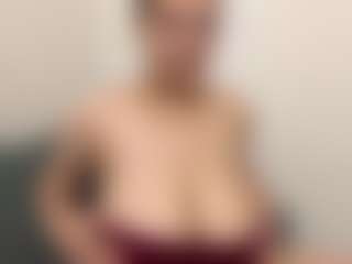 Live cam show with ChloeAllen - Playdildo on Camsoda