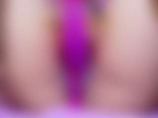 curvybuffgirllll's Live Sex Cam Show