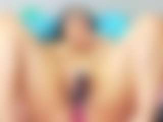 curvybuffgirllll's Live Sex Cam Show