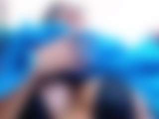 Live cam show with curvybuffgirllll - Petite MILF on friskycurves.com